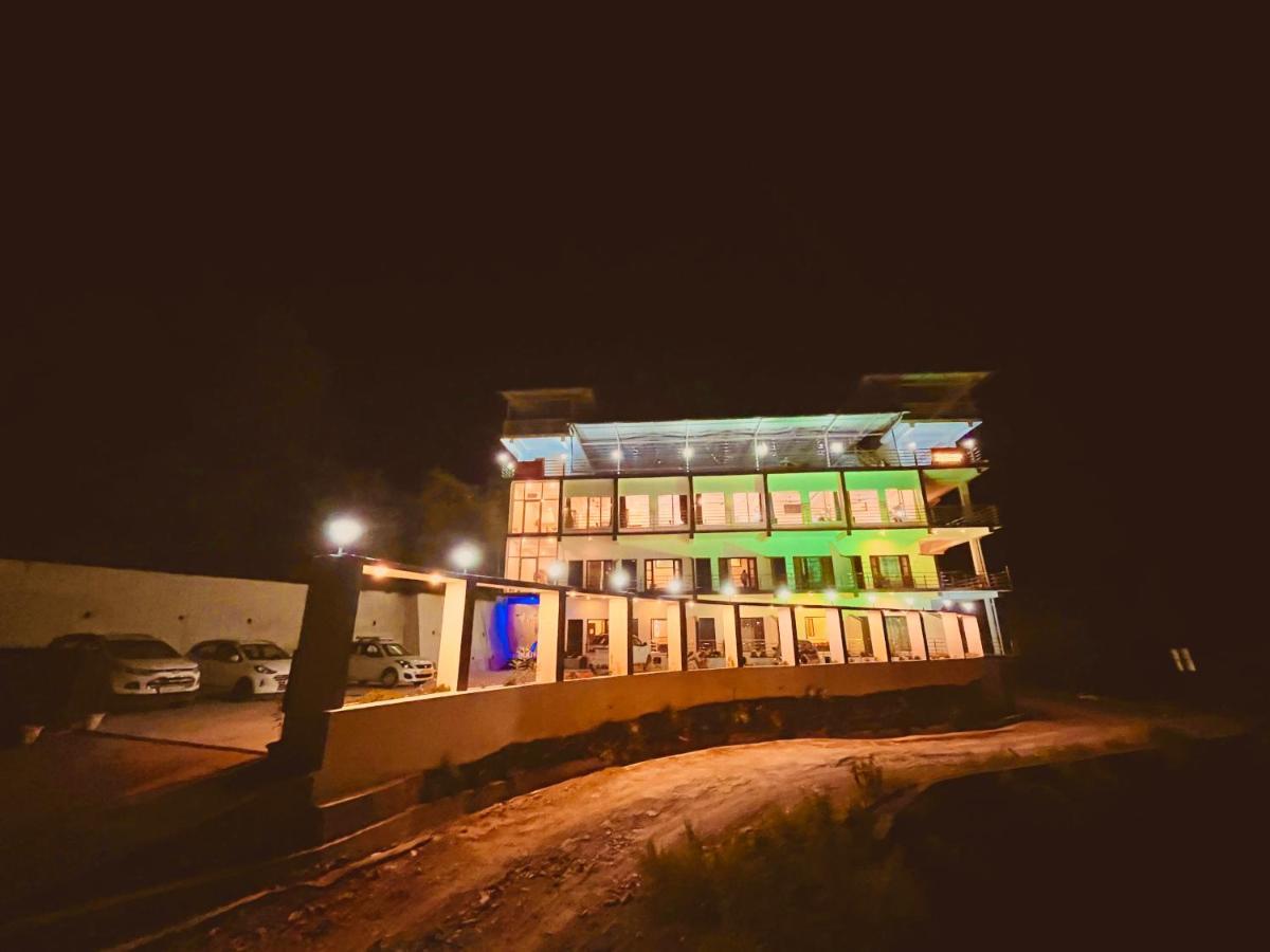 Hotel Kempty - A Boutique Hotel, Mussoorie Bagian luar foto